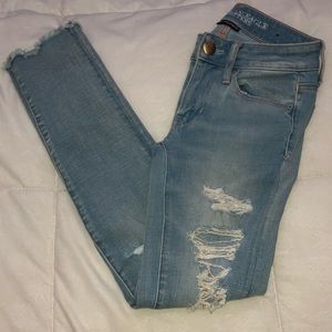 American Eagle super stretch medium wash jean